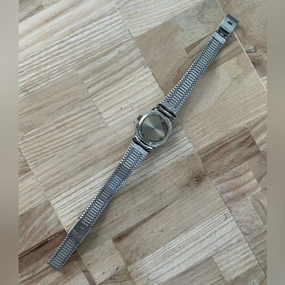 Bulova cleaned from noticeable